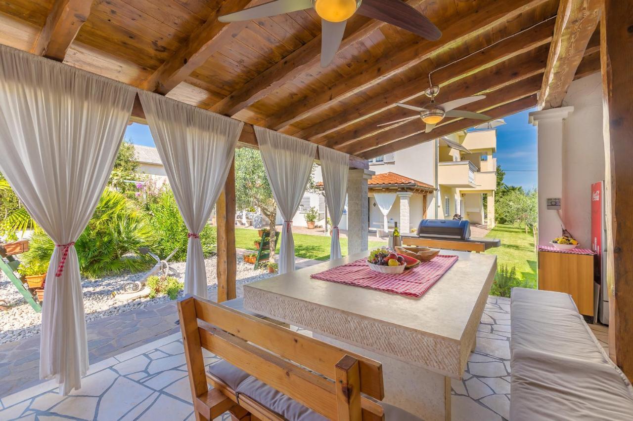 Guest House Antonella Malinska Dış mekan fotoğraf