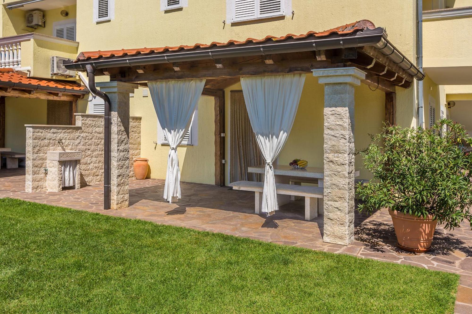 Guest House Antonella Malinska Dış mekan fotoğraf