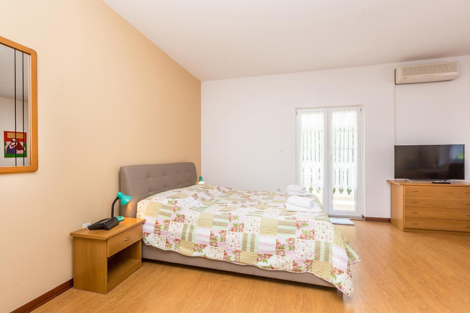 Guest House Antonella Malinska Dış mekan fotoğraf